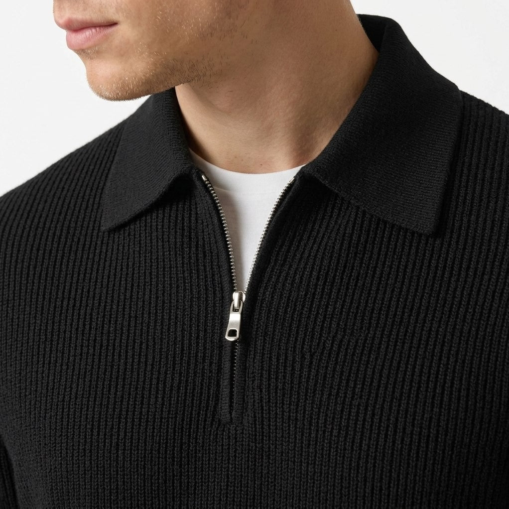Fold-down polo collar and short metal zip of the Devon, close-up