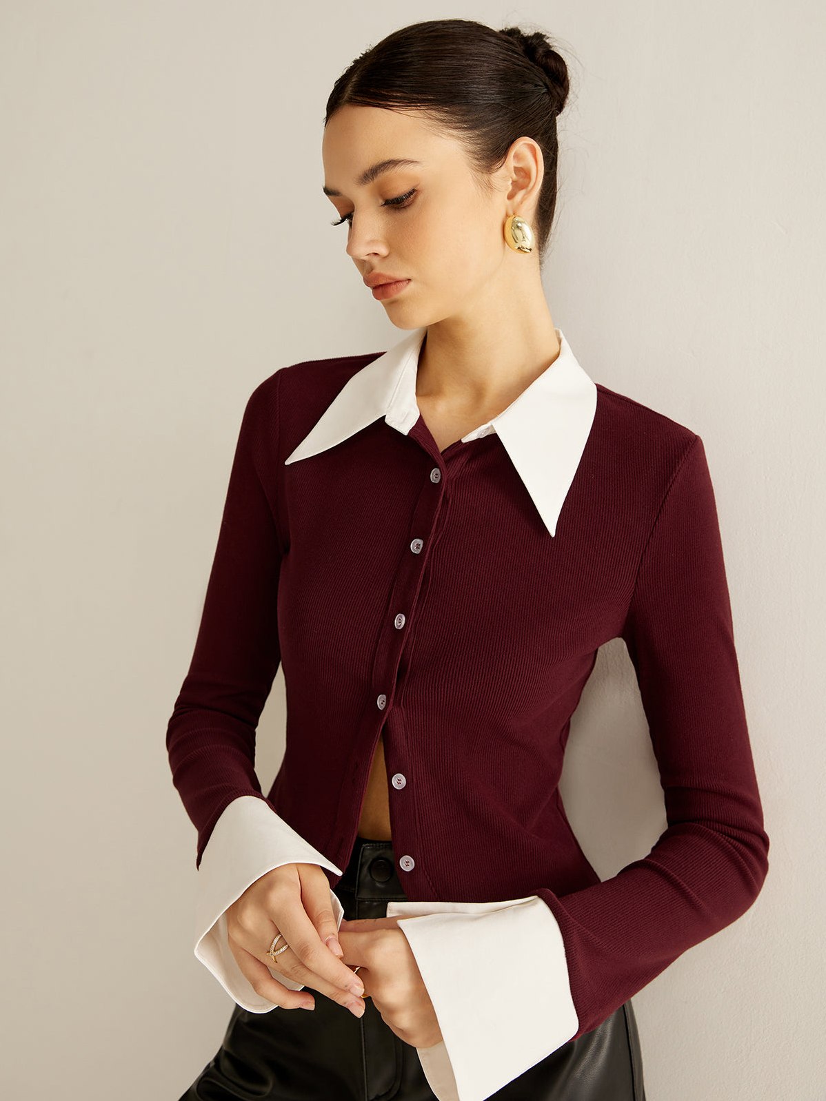 Women's 2 in 1 Contrast Binding Button Shirt — fabric texture