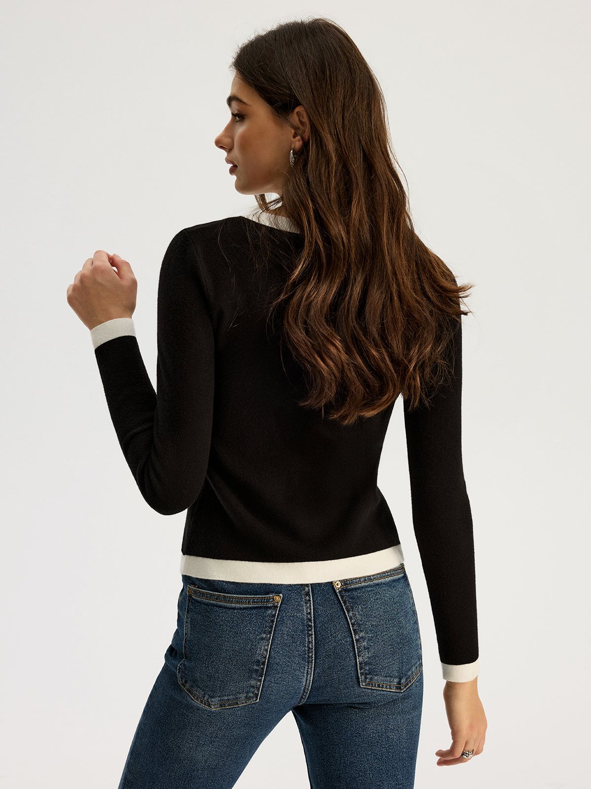 Women's 2 in 1 Contrast Trim Slit Knit Top — fabric texture
