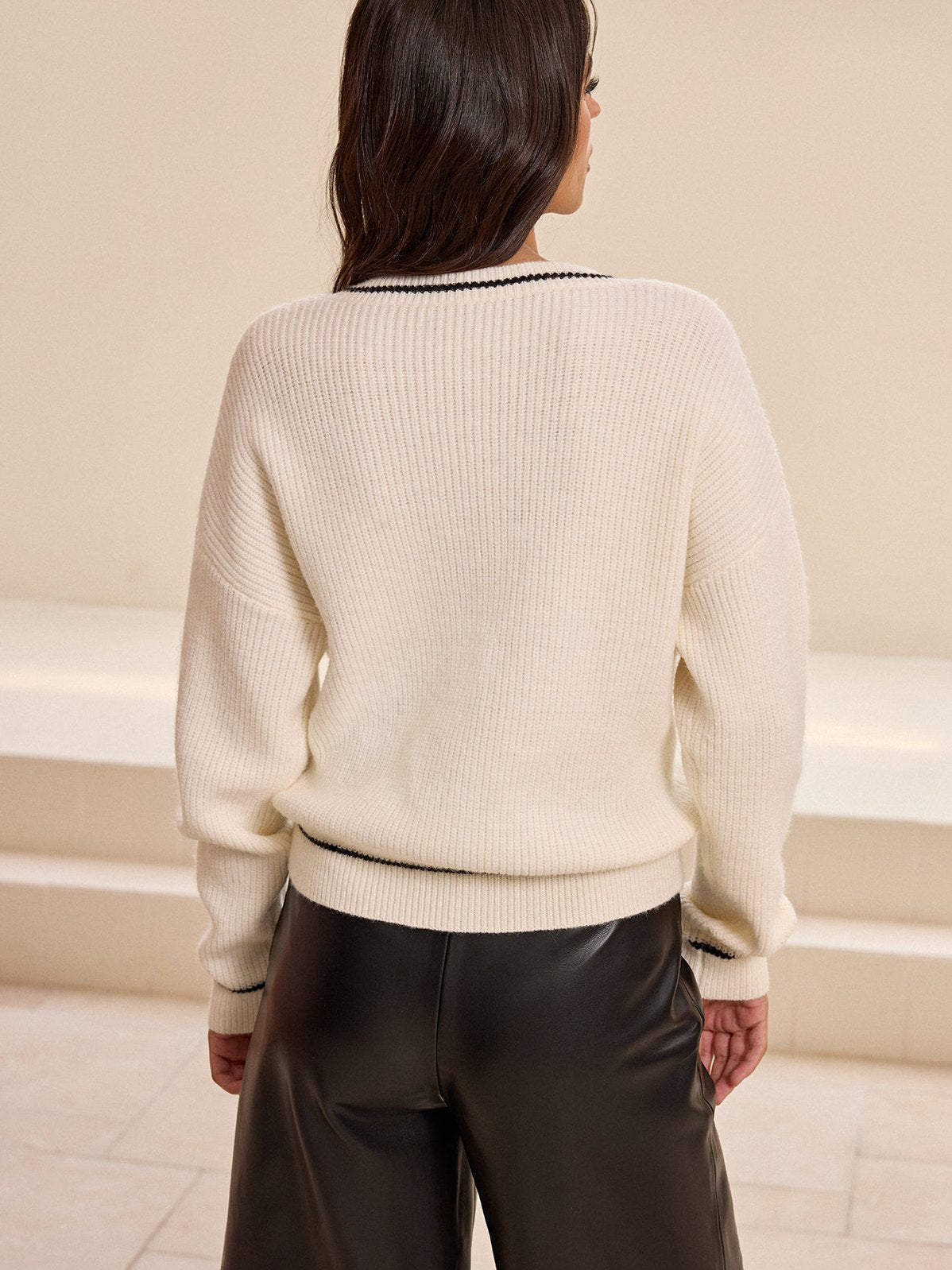 Women's 2 in 1 Contrast Trim Sweater — fabric texture