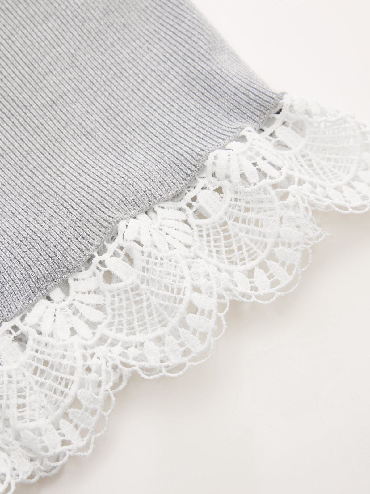 Women's 2 in 1 Collared Lace Hem Knit Vest — close-up