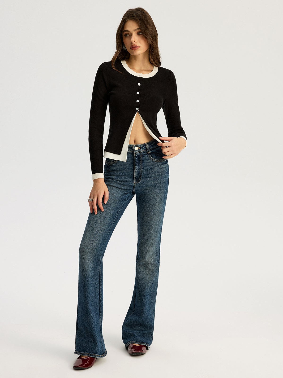 Women's 2 in 1 Contrast Trim Slit Knit Top — detail